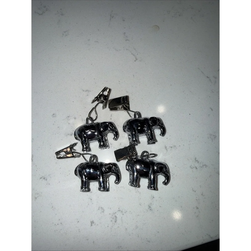 Tablecloth Weights Set of 4 Heavy Metal Elephant Clips for Outdoor Indoor Patio